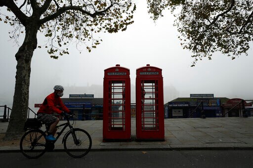Thousands of UK's Phone Boxes to be Protected from Closure