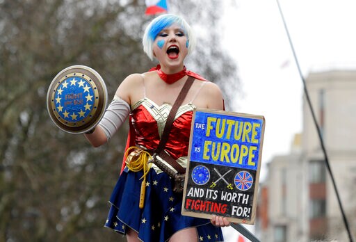 The Latest: Anti-Brexit Protesters Gather for London March
