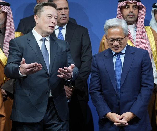 SpaceX Listing Stirs up Social Media Frenzy, Ticker Bets