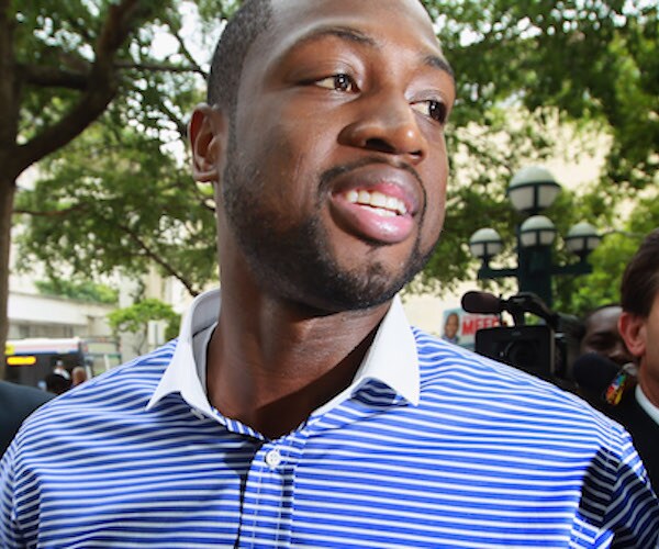 Dwyane Wade Donating $200K to Anti-Gun Violence March, Victims