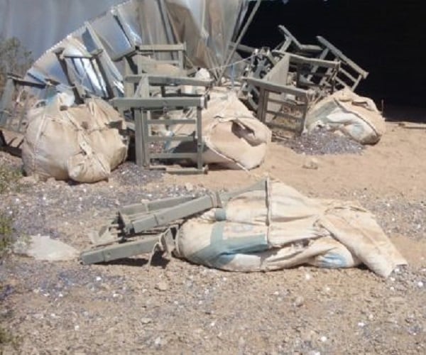 8 Million Dimes Strewn Across Nevada Desert by Crash