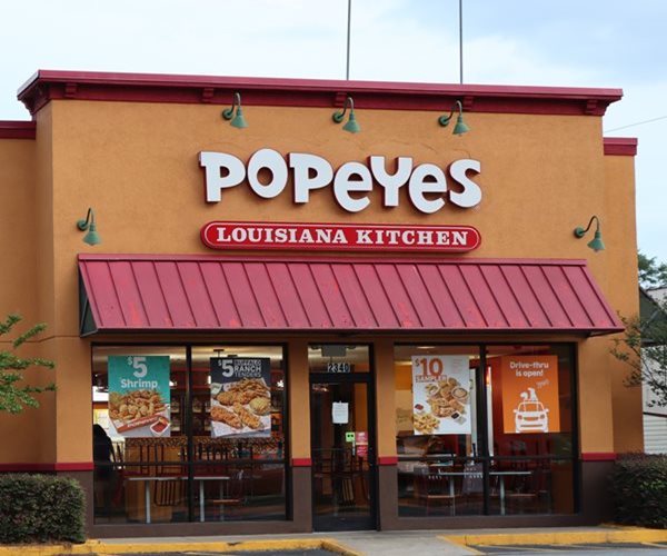 Burger King Owner Buys Largest Franchisee for $1B