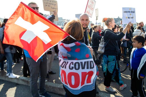 Cases Soar but Swiss Eschew Lockdown as COVID Law Vote Looms