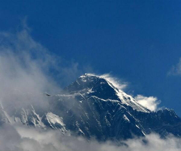 a view of the mountain