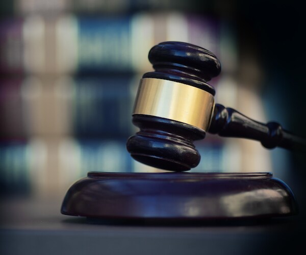 Jury Awards 4 Dollars in Case of Man Killed by Deputy