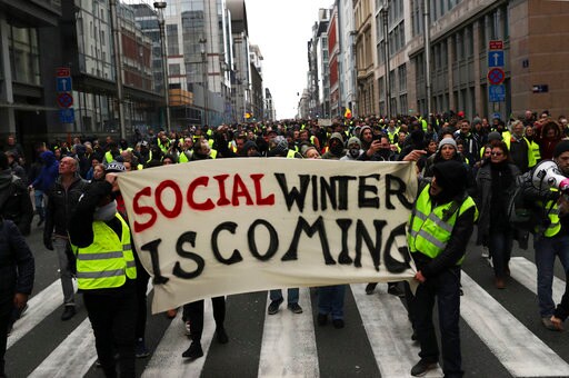 Hundreds Join Yellow Vest Rallies in Belgium, Netherlands