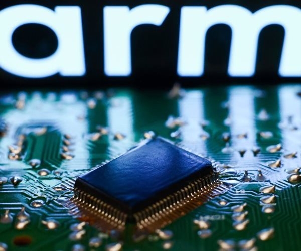 Wall Street Climbs as Stocks Worldwide Rise