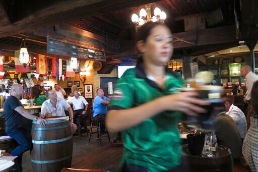 Abu Dhabi, UAE's Conservative Capital, Ends Alcohol Licenses