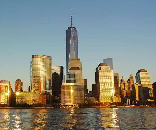 Bob Ciura: 3 High-Yield Monthly Dividend Stocks