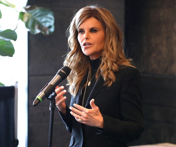 journalist maria shriver