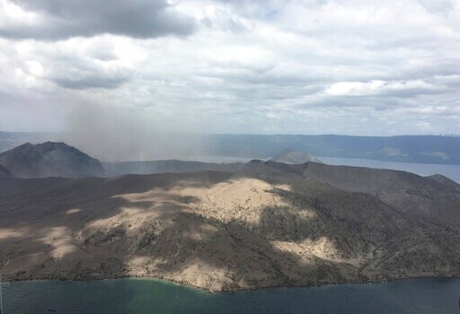 Philippine Volcano Alert Lowered, Thousands Can Return Home