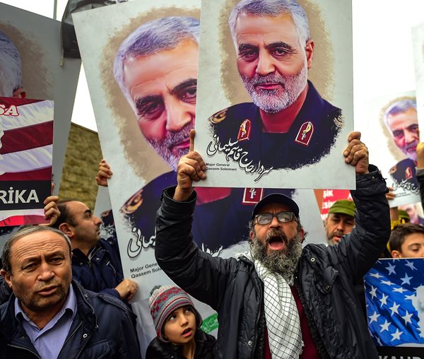 Senate to Vote This Week on Limiting Trump's Iran Options