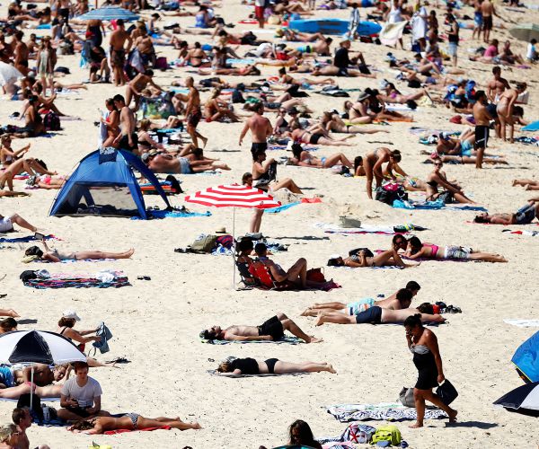 Coogee Beach Bans Alcohol After Christmas Partygoers Trash It