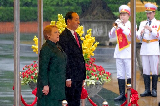 Pacific Rim Ministers Extend Talks Ahead of APEC Summit