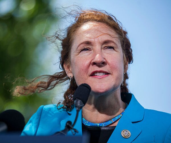 Congresswoman Says Sorry for Not Protecting Female Employees