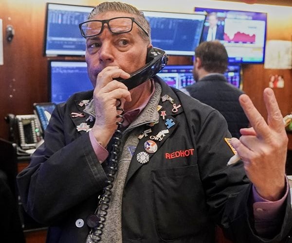 S&P 500 Ends Higher; Chipmakers & Small Caps Jump