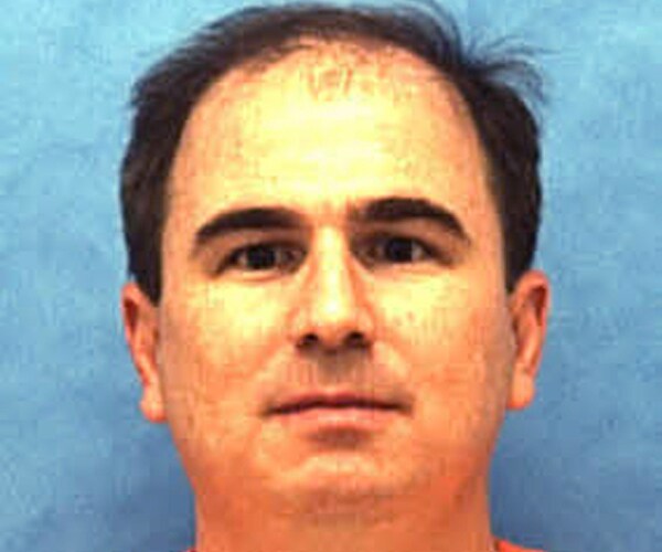 Florida Executes Man as He Screams 'Murderers'