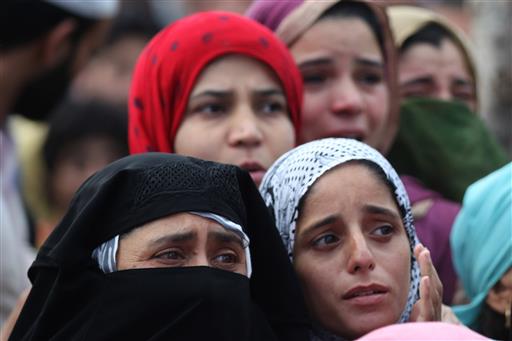 15 Die as Protests Roil Indian Kashmir after Rebel's Death