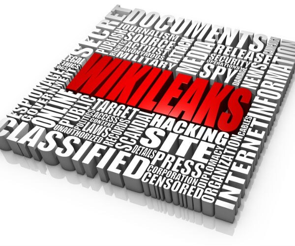 For Scandals Media Gives Hillary Free Pass  