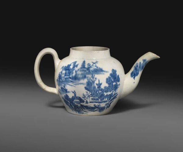 Bartlam Porcelain Teapot Auction Fetches $806K for Antique Once Bought for $20 