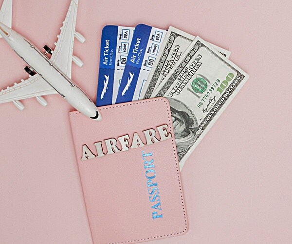 American Airlines, Unions Make New Push to Win Government Payroll Assistance