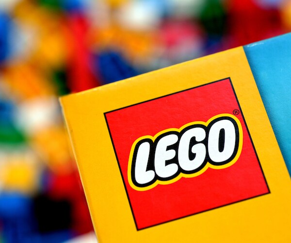 Lego Sales Drop for First Time Since 2004