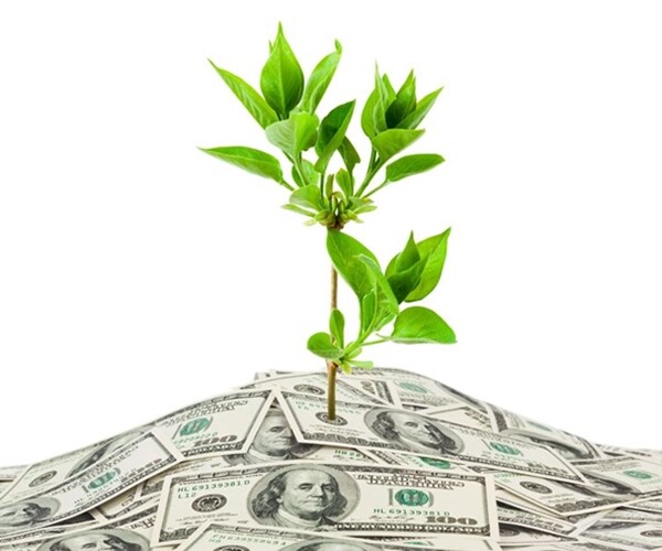 Business Inventories Fall as Sales Rise in Omen for GDP Growth