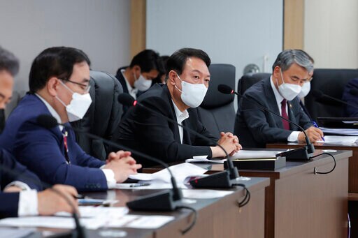 US, S. Korea Fire Missiles to Sea, Matching North's Launches