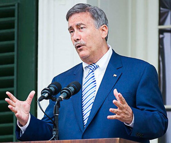 Larry Sabato: Too Early for Predictions About Trump in 2020