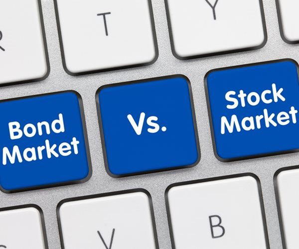 Investors Flock to Safety of US Short-Term Government Bond Funds