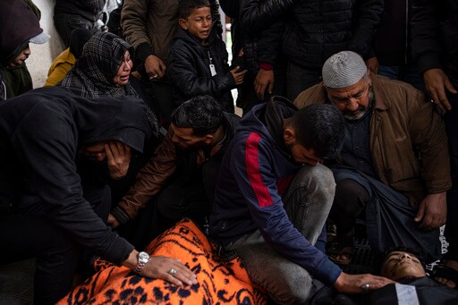 Heavy Fighting as Israel Raids Hospital on 2nd Day