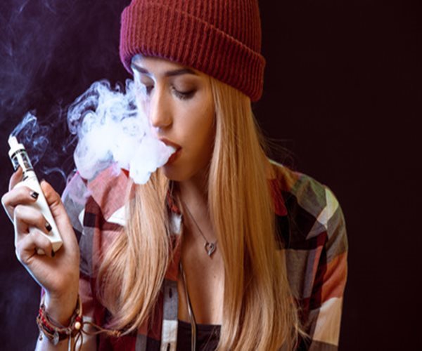 E-Cigarettes May Be Bridge to Teens' Tobacco Use