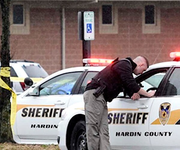 Suspect in Kentucky Officer's Death Killed in Tennessee