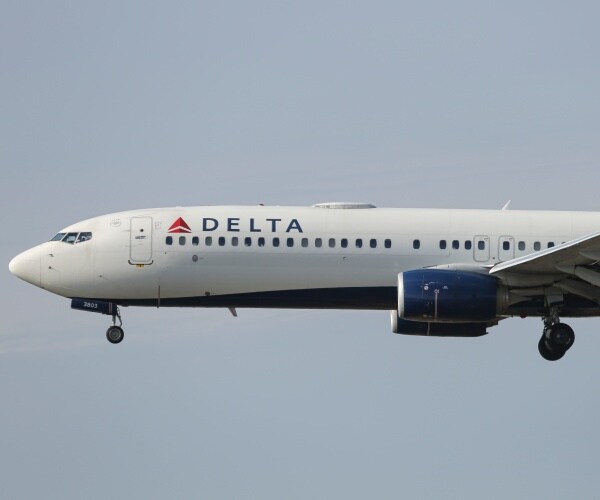 Delta, Pilots Reach Preliminary Pact to Avoid Furloughs Until 2022