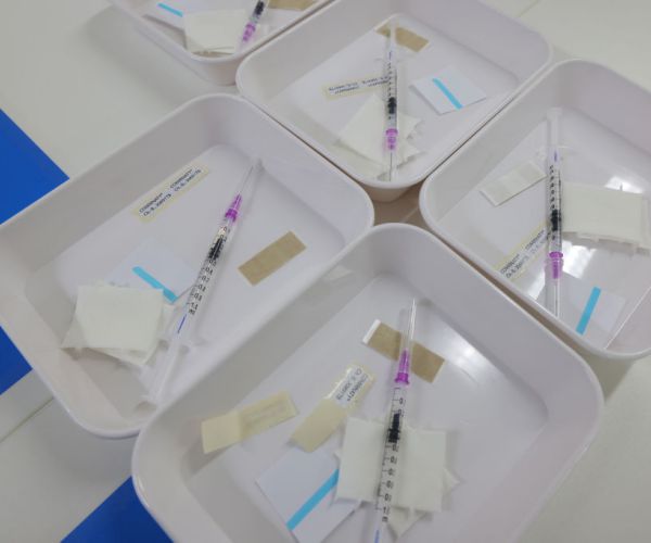 China's Xi Pledges Another 1 Bln COVID-19 Vaccine Doses for Africa