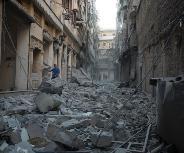 UN Confirms Aid Convoy Struck in Syria's Aleppo Region