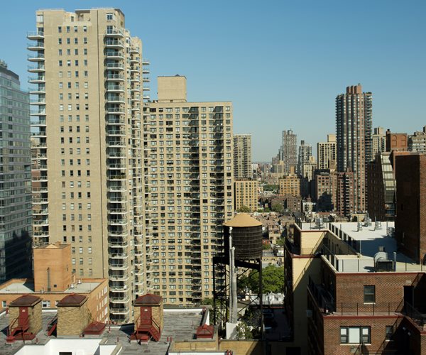 US Homebuyers Want to Live in Cities Just as Much as Suburbs