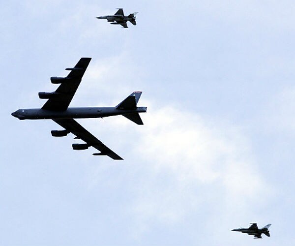 Air Force Denies B-52 Nuclear Bomber Alert Report