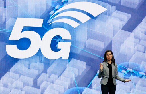 Samsung Predicts Smaller-than-expected Drop in Profit