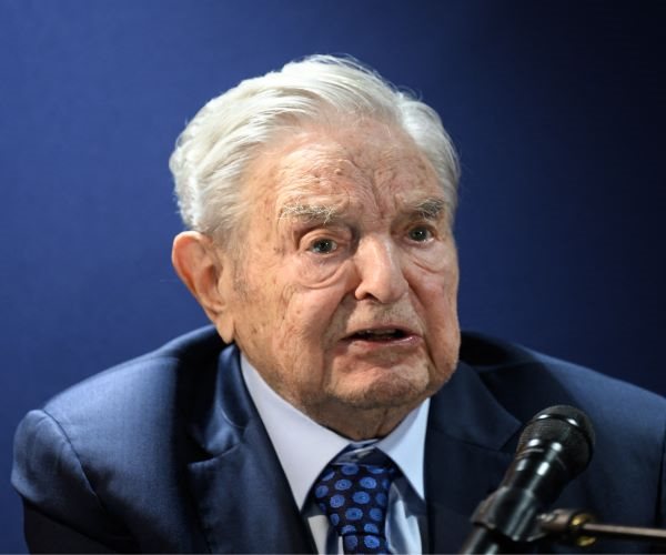 Two Sigma, Soros Among Hedge Funds Positioned for Tech Comeback