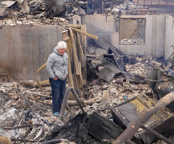 'So Many Memories': Over 500 Homes Feared Destroyed by Colo. Fire
