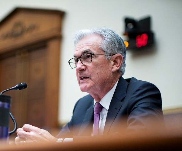 jerome powell speaks in hearing
