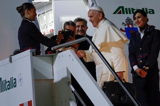 Pope Heading to Thailand to Encourage Catholic Minority