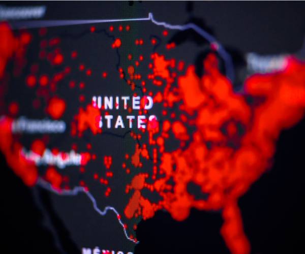 map of the united states with covid outbreaks marked