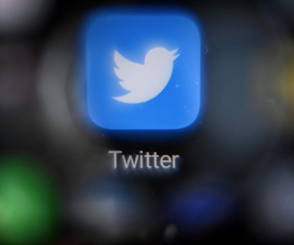 Twitter Down for Thousands of Users