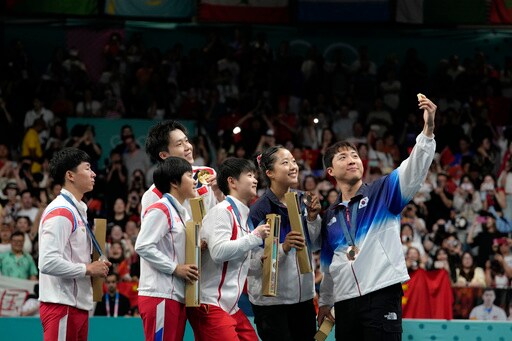 Those Samsung Smartphones Given to Olympic Athletes? They May Violate Sanctions on North Korea