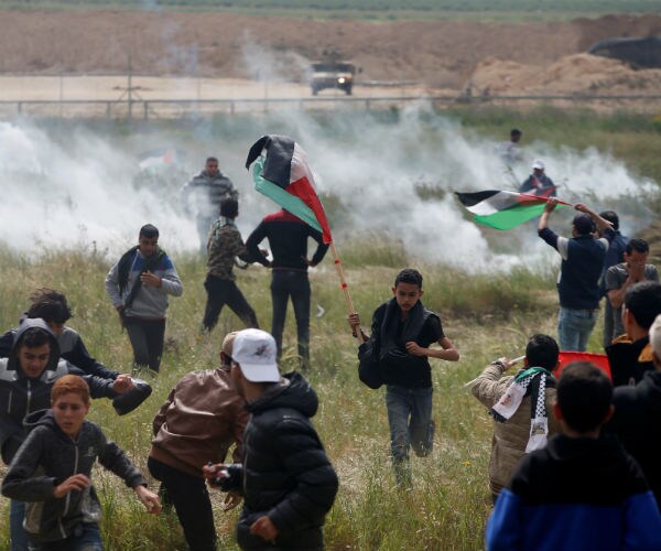 12 Dead, Thousand Injured in Israel-Gaza Border Clashes