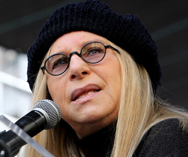 Streisand Blames Trump for Making Her Gain Weight