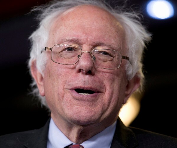 Bernie Sanders Laying Off Hundreds of Staffers