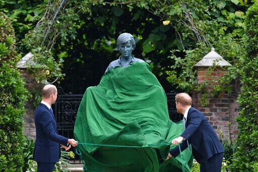 Princes William, Harry Unveil Princess Diana's Statue